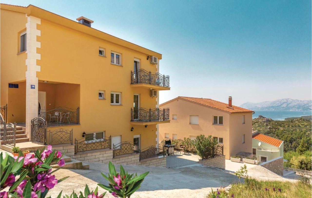 Amazing Apartment In Krvavica With Wifi מראה חיצוני תמונה