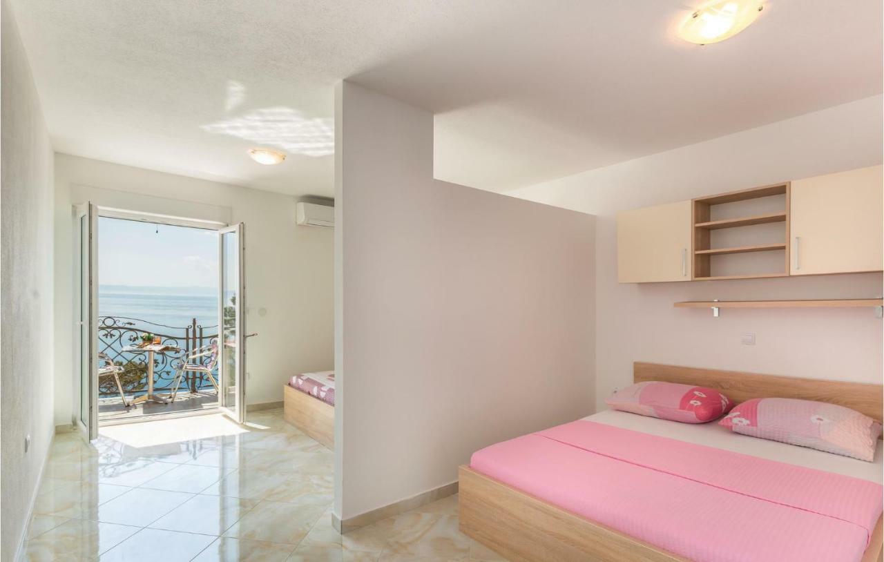 Amazing Apartment In Krvavica With Wifi מראה חיצוני תמונה